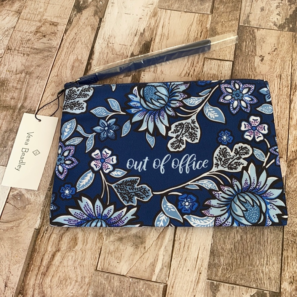 NWT Vera Bradley Lighten Up Wristlet collection